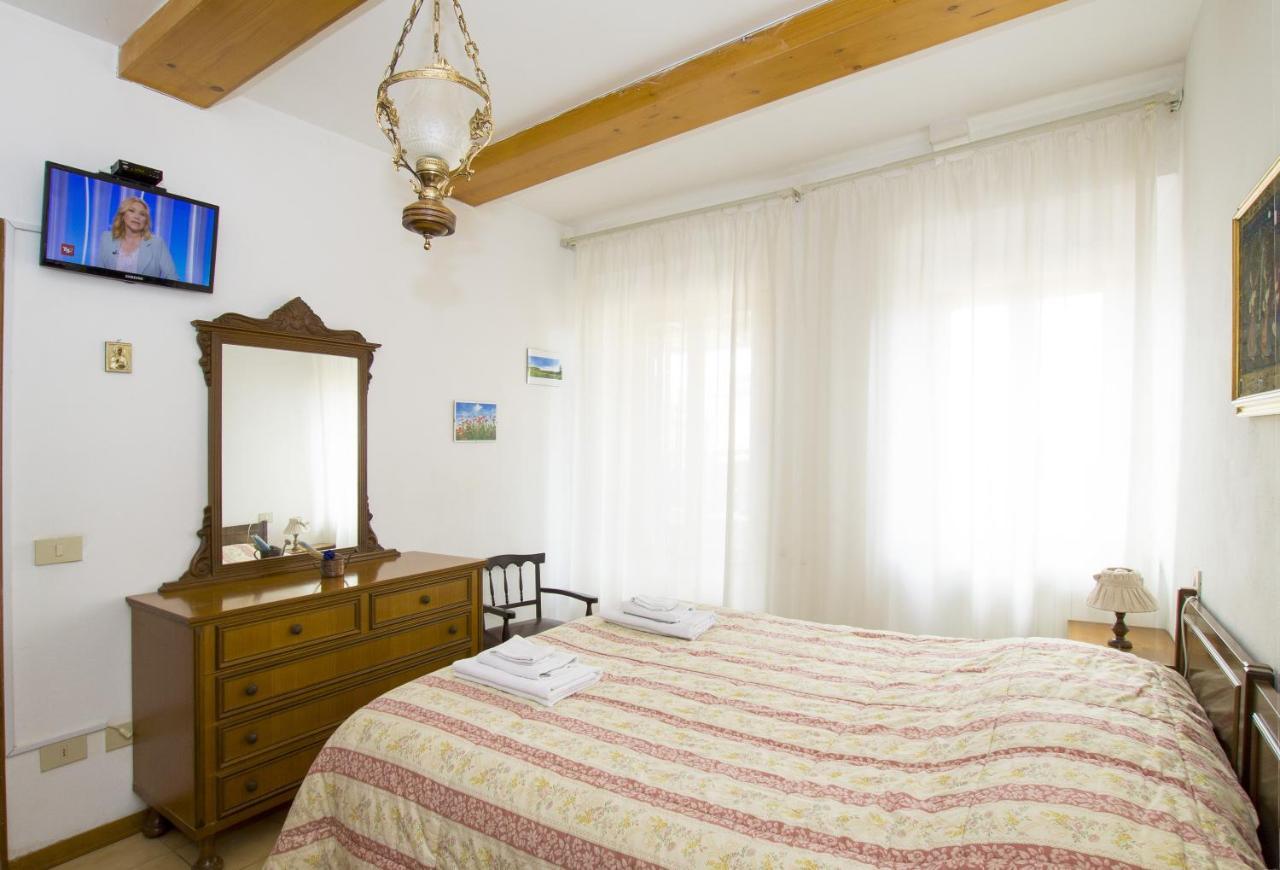 Cheap Apartment In The Old Village Colle Val D'Elsa Exteriér fotografie