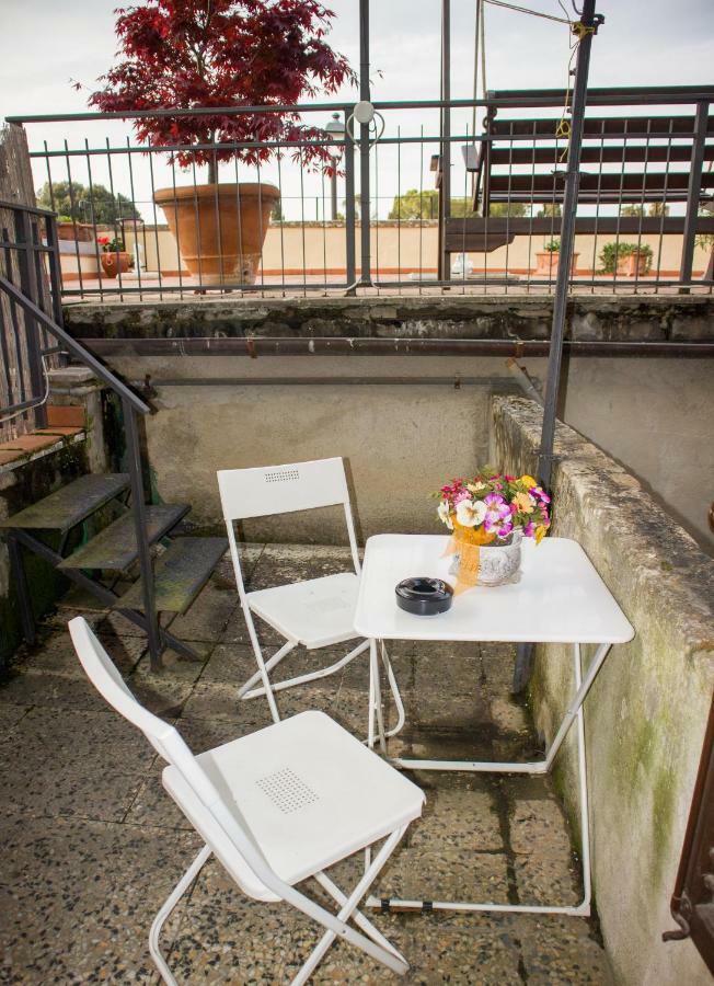 Cheap Apartment In The Old Village Colle Val D'Elsa Exteriér fotografie